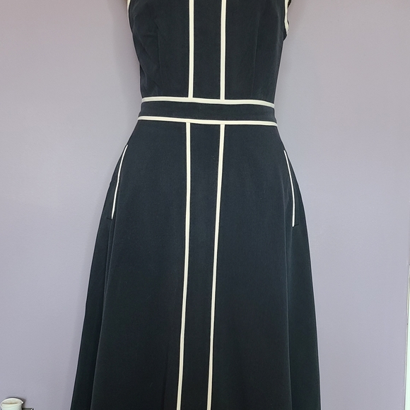 Modcloth Sleeveless Navy Dress - Picture 6 of 8